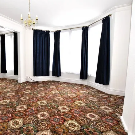 Image 3 - 15 Glencairn Park Road, Cheltenham, GL50 2ND, United Kingdom - Room for rent