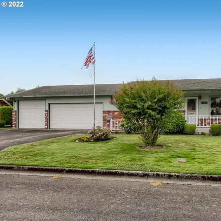 Buy this 3 bed house on 2160 Country Club Terrace in Woodburn, OR 97071