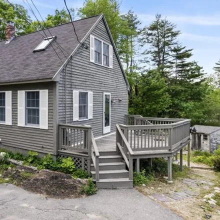 Buy this 2 bed house on 5 Leighton Road in Yarmouth, ME 04096