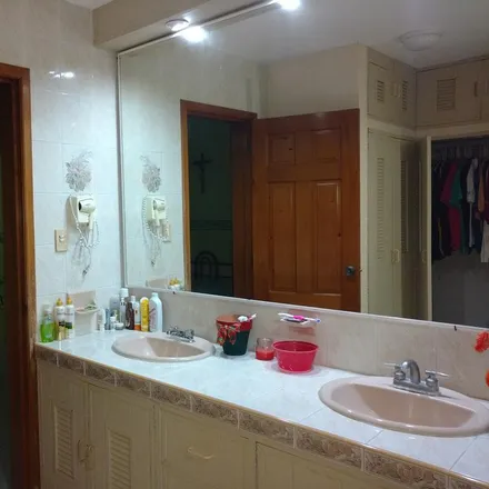 Rent this 8 bed house on Avenida de los Héroes in 77090 Chetumal, ROO