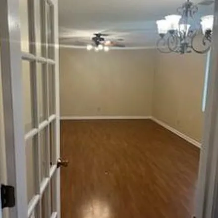 Rent this 3 bed apartment on 79 Tiffany Lane in Warner Robins, GA 31093