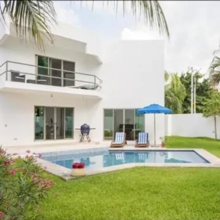 Buy this 4 bed house on San Miguel in 77520 Cancún, ROO