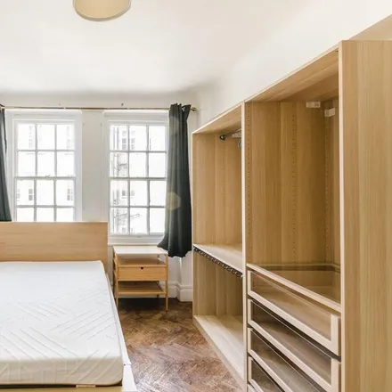 Rent this studio apartment on 23 Linhope Street in London, NW1 6HB