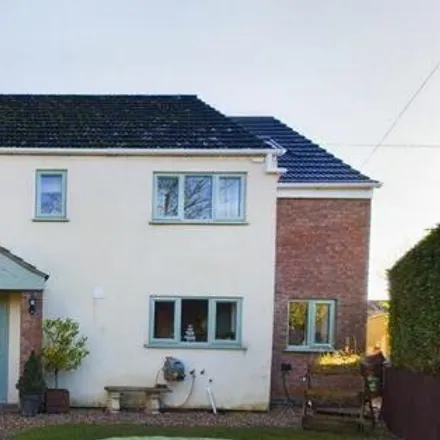 Buy this 4 bed house on Hagnaby Lock in Stickford, PE22 8EJ