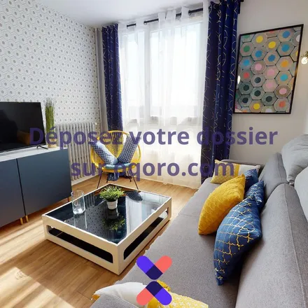 Image 1 - 62 Rue Philippe Fabia, 69008 Lyon, France - Apartment for rent