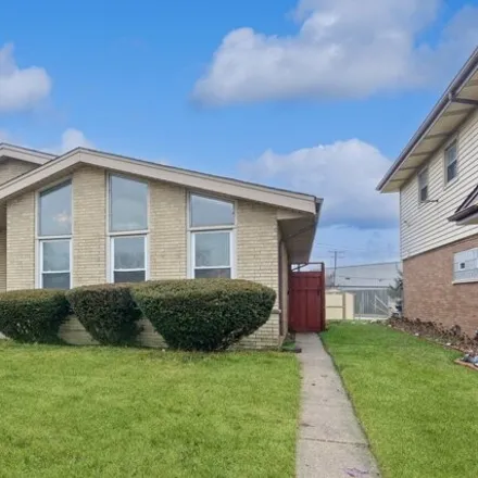 Buy this 3 bed house on 14963 Lincoln Avenue in Dolton, IL 60419