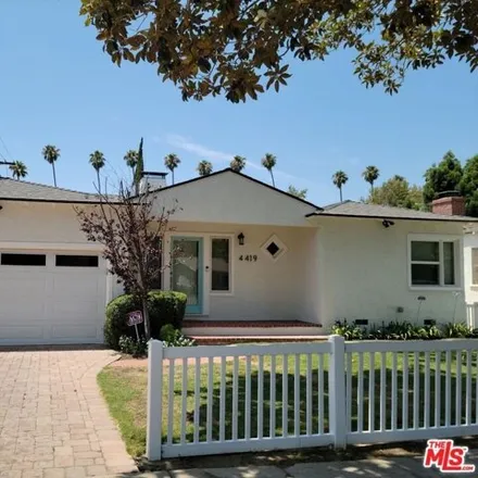 Rent this 4 bed house on Alley 81579 in Los Angeles, CA 13359