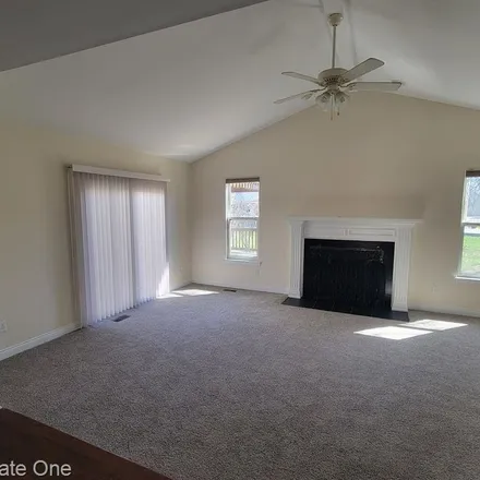 Image 4 - 6168 Brittany Tree Drive, Troy, MI 48085, USA - Apartment for rent