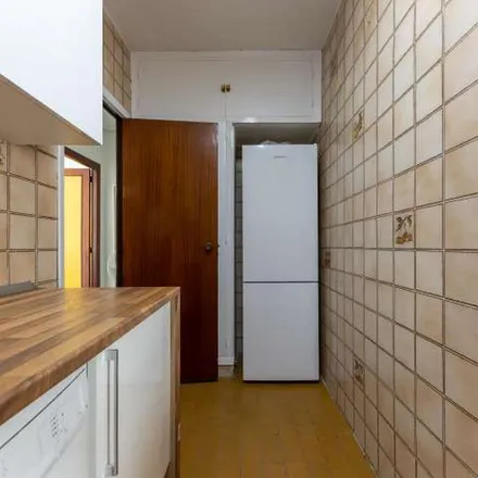 Rent this 4 bed apartment on Carrer de Clarachet in 4, 46015 Valencia