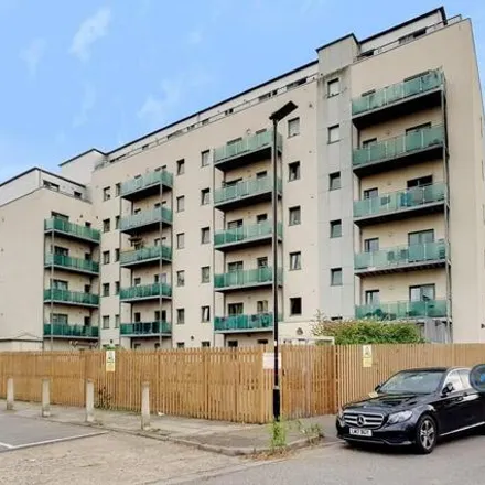 Rent this 2 bed apartment on Punns in Staines Road, London