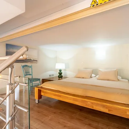 Rent this 4 bed apartment on Calle Pedro Díaz in 3, 35001 Las Palmas de Gran Canaria