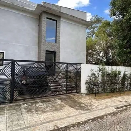 Buy this 3 bed house on Avenida dos Carvalhos in Jardim Ana Stella, Carapicuíba - SP