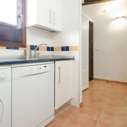 Rent this 2 bed apartment on El Corralón in Calle Agua del Albaicín, 25