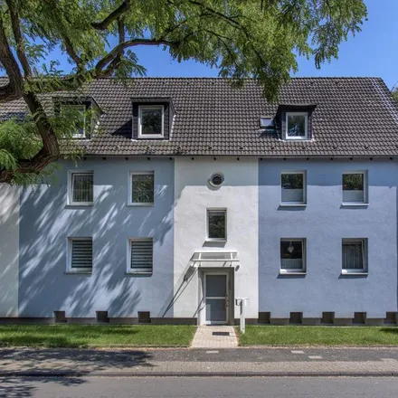 Rent this 3 bed apartment on Gahlenstraße 4 in 44653 Herne, Germany