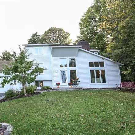 Rent this 4 bed house on 32 Wandering Trail in Pittsford, Monroe County