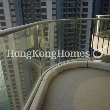 Image 6 - China, Hong Kong, Hong Kong Island, Southern District, Bel-air Peak Rise, Tower 1 - Apartment for rent