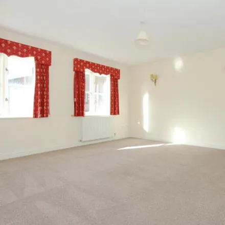 Image 6 - Vestry Close, Andover, SP10 3FZ, United Kingdom - Apartment for sale