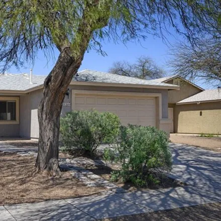 Buy this 3 bed house on 5631 South Abbottsford Drive in Tucson, AZ 85746