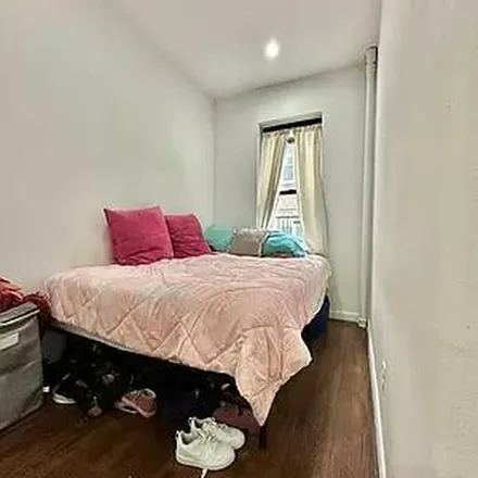 Rent this 1 bed apartment on 318 East 78th Street in New York, NY 10075