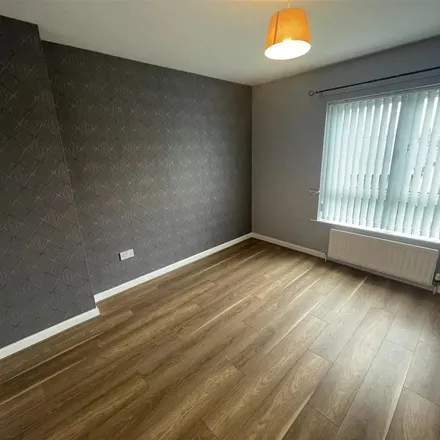 Rent this 3 bed apartment on Ardmore Avenue in Belfast, BT10 0HQ