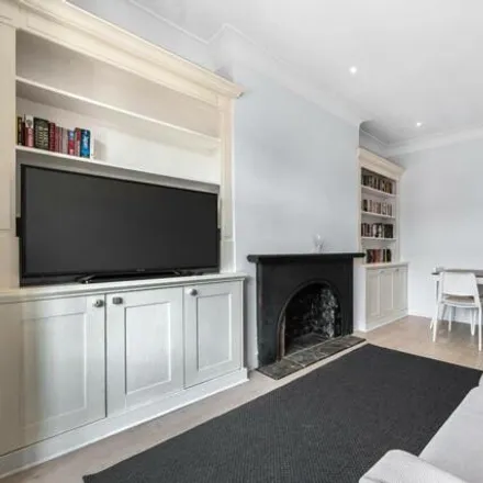 Image 4 - Ribblesdale Road, London, SW16 6SG, United Kingdom - Apartment for rent