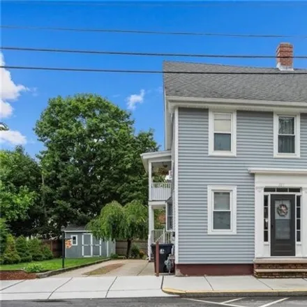 Rent this 3 bed house on 101 Water St in Warren, Rhode Island