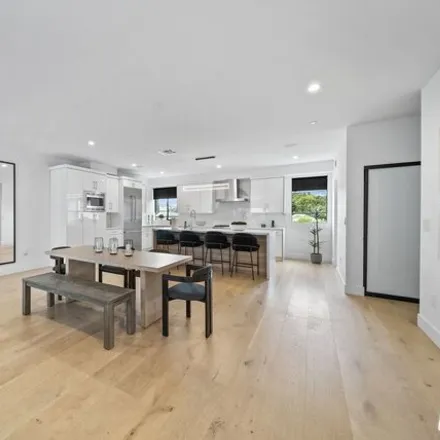 Image 4 - 737 N Gramercy Pl, Los Angeles, California, 90038 - House for rent