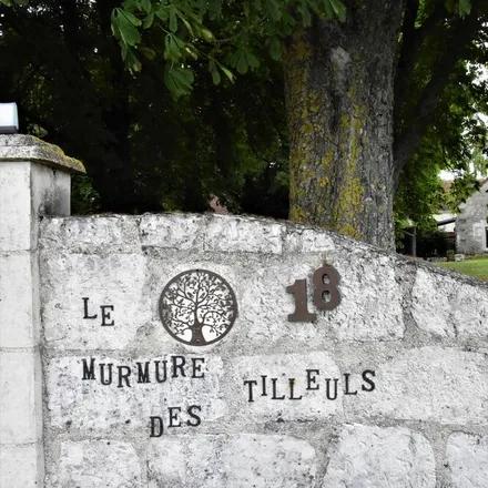 Image 5 - Menhir de Luzillé, D 52, 37150 Luzillé, France - House for rent