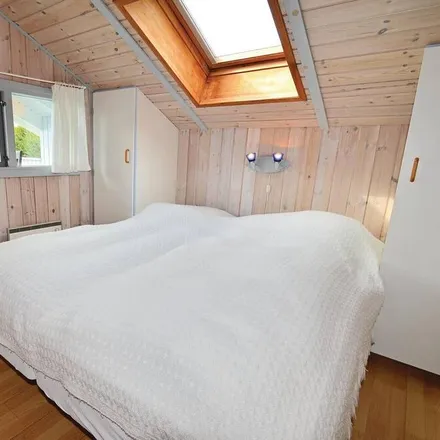 Rent this 3 bed house on Behandlingscenter Sjælland in Kæderødgård, Vesterhavevej