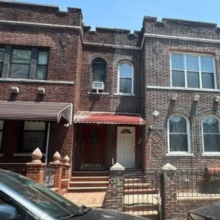 Buy this 8 bed house on 211 E 96th St Unit 4 in New York, 11203