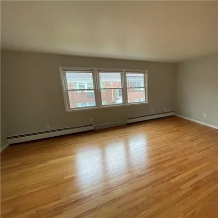 Rent this 2 bed apartment on 225 Fountain Street in New Haven, CT 06515