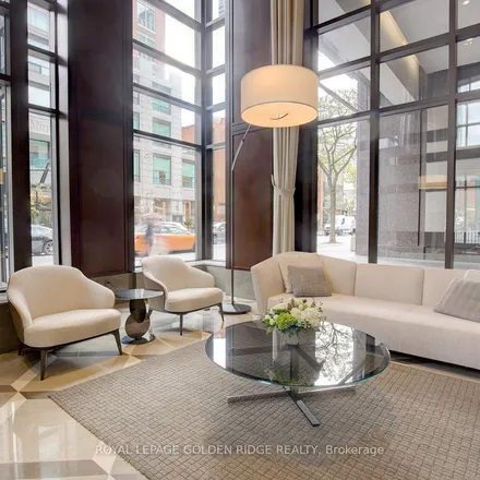 Image 2 - The Regency Yorkville, Bay Street, Old Toronto, ON M5R 1C1, Canada - Apartment for rent