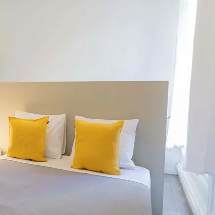 Rent this 8 bed room on Assunta Madre in Carrer de Provença, 300