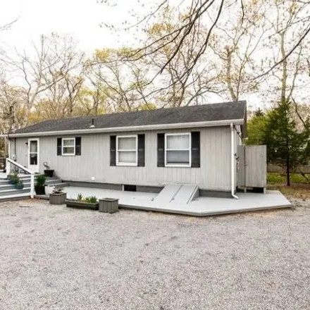 Rent this 3 bed house on 64 Glade Rd in East Hampton, New York