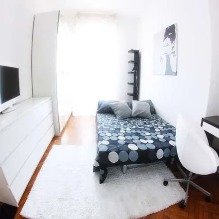 Rent this 4 bed apartment on Sohos in Via Carlo Tenca, 20124 Milan MI