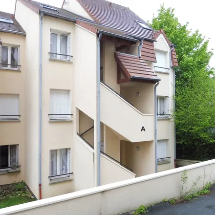 Image 3 - 1 Mf de la Porte aux Vaches, 77300 Fontainebleau, France - Apartment for rent