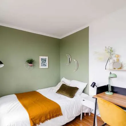 Image 3 - 10 Rue Louis Vicat, 75015 Paris, France - Apartment for rent