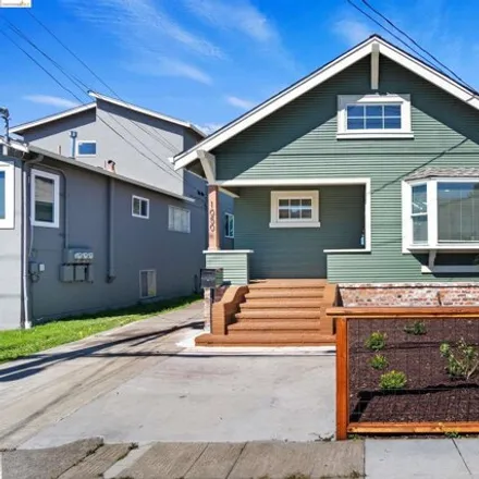 Buy this 3 bed house on 1050 61st Street in Oakland, CA 94608