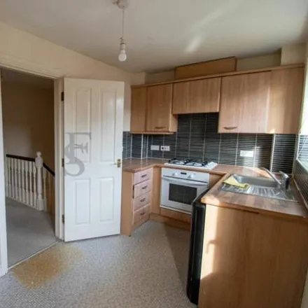 Buy this 3 bed townhouse on Brompton Road in Leicester, LE5 1PQ