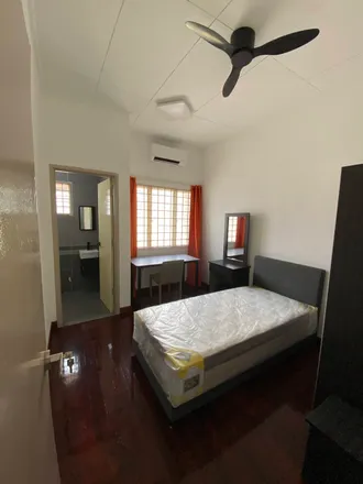 Rent this 1 bed apartment on Jalan USJ 11/3E in UEP Subang Jaya, 47610 Subang Jaya