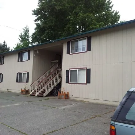 Rent this 1 bed apartment on 33G in 25th Street, Bellingham