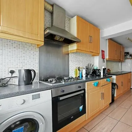 Image 7 - 117 Tower Hamlets Road, London, E7 9DD, United Kingdom - Townhouse for sale
