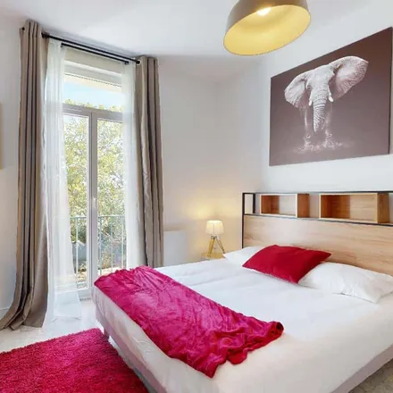 Rent this 15 bed room on 5 Rue Gaston Turpin in 44000 Nantes, France