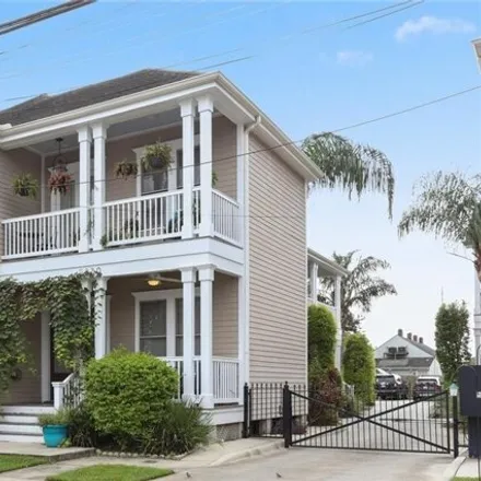 Rent this 2 bed condo on 2830 Constance Street in New Orleans, LA 70115