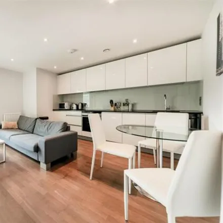 Rent this 1 bed room on The Relay Building in 1 Commercial Street, Spitalfields