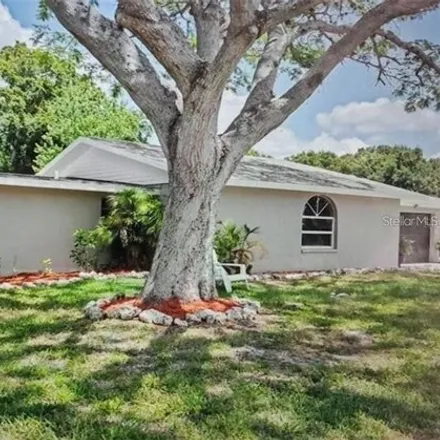 Rent this 3 bed house on 1001 71st St Nw in Bradenton, Florida