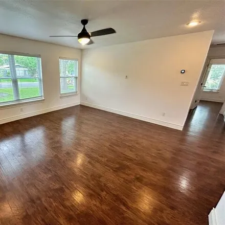 Image 7 - 6214 Haney Drive, Austin, TX 78723, USA - House for rent