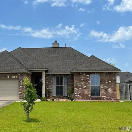 Rent this 3 bed house on 9151 Millikens Bend in Livingston Parish, LA 70726