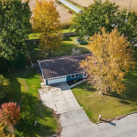 Image 3 - 1701 Woodview Drive, Garrett, IN 46738, USA - House for sale