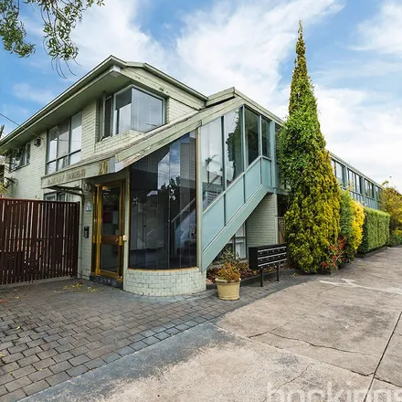 Image 2 - 20 Orange Grove, Balaclava VIC 3183, Australia - Apartment for rent